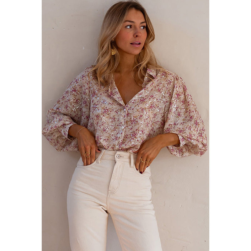 Chemise tendance pour femme à rangée unique de boutons multiples.